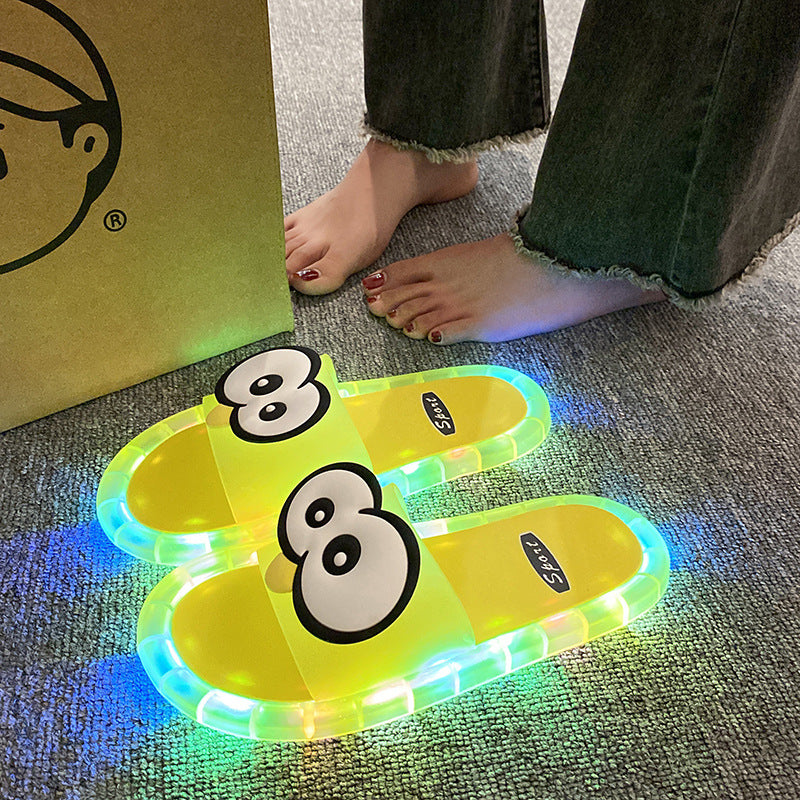 🩴New arrival 50% OFF!⛱️👣Cute slippers with cartoon motifs that glow