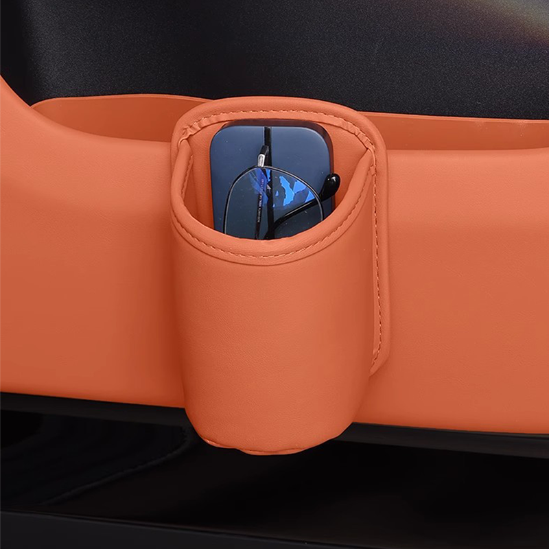 🥳2026 HOT SALE🚗🧺 50% OFF! Leather Car Door Cup Holder – Wide‑mouth opening, easy reach for drinks & phone. Clip‑on secure fit. PU leather, tough & stylish. 🛡️✨